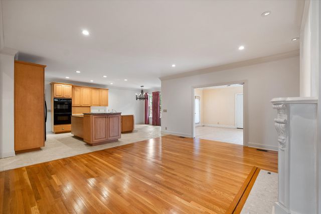 111 Carriage Way, Hendersonville, TN 37075