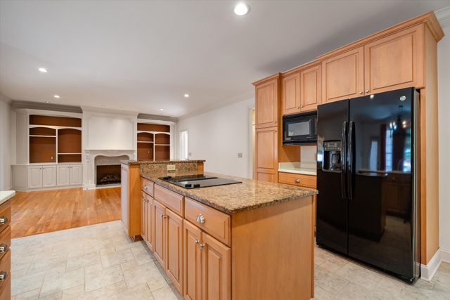 111 Carriage Way, Hendersonville, TN 37075