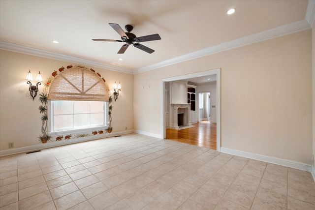 111 Carriage Way, Hendersonville, TN 37075