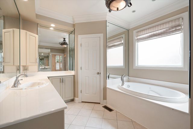 111 Carriage Way, Hendersonville, TN 37075