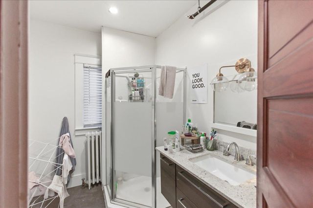 52 Isham Street, Burlington, VT 05401