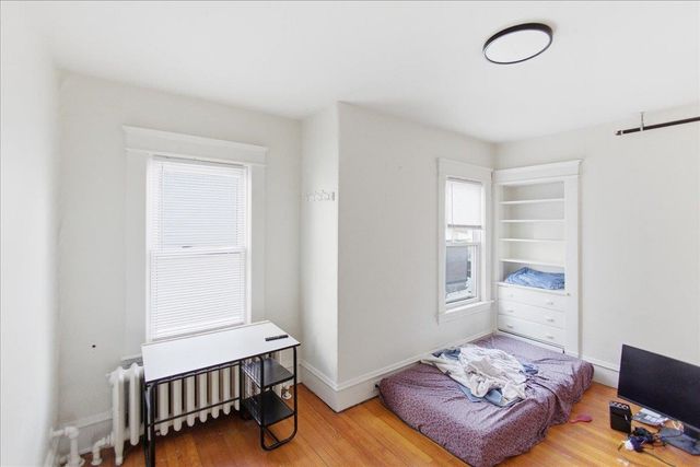 52 Isham Street, Burlington, VT 05401