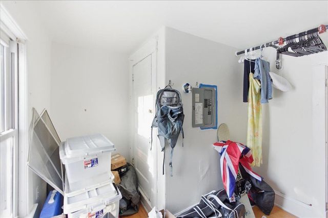 52 Isham Street, Burlington, VT 05401