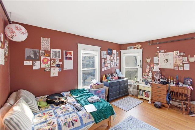 52 Isham Street, Burlington, VT 05401