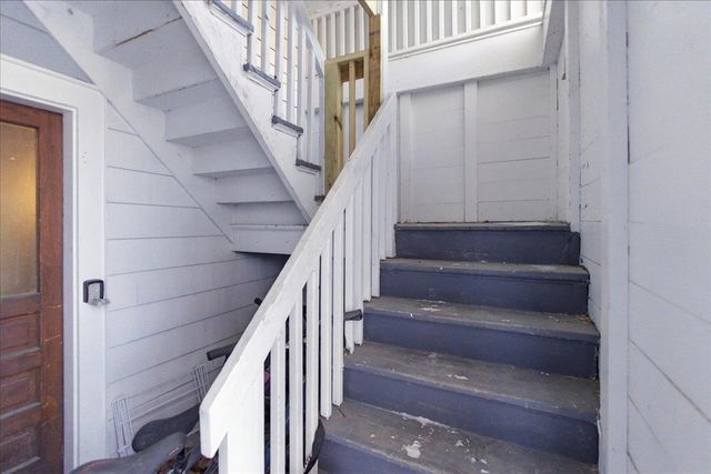 52 Isham Street, Burlington, VT 05401