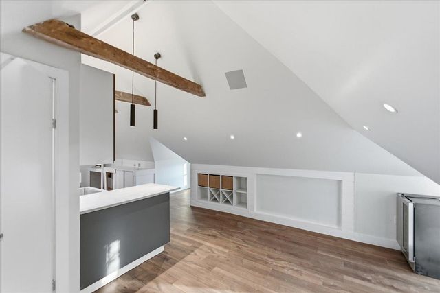 52 Isham Street, Burlington, VT 05401