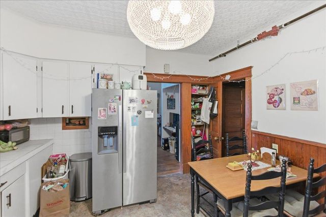 52 Isham Street, Burlington, VT 05401