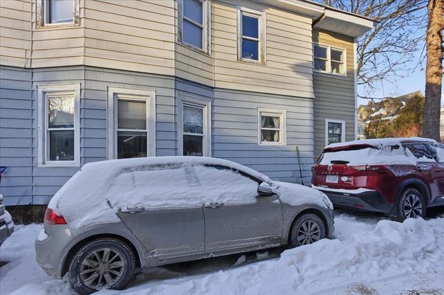 52 Isham Street, Burlington, VT 05401