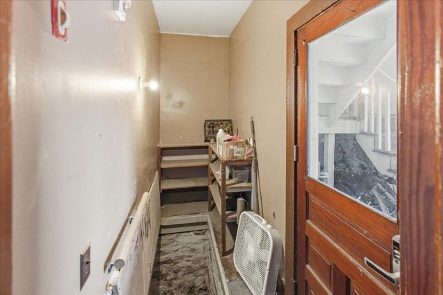 52 Isham Street, Burlington, VT 05401