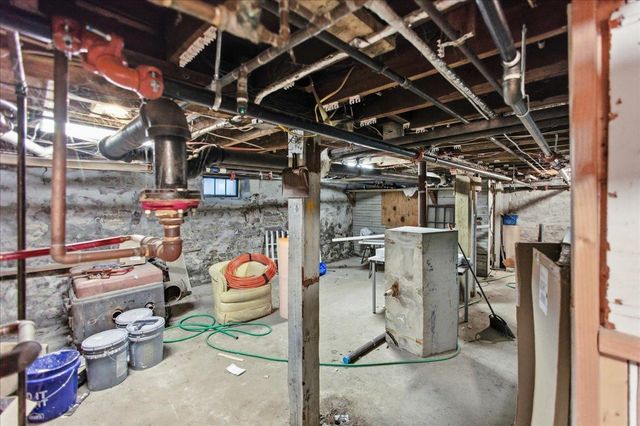 52 Isham Street, Burlington, VT 05401