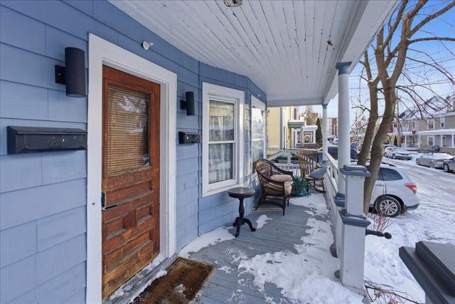 52 Isham Street, Burlington, VT 05401