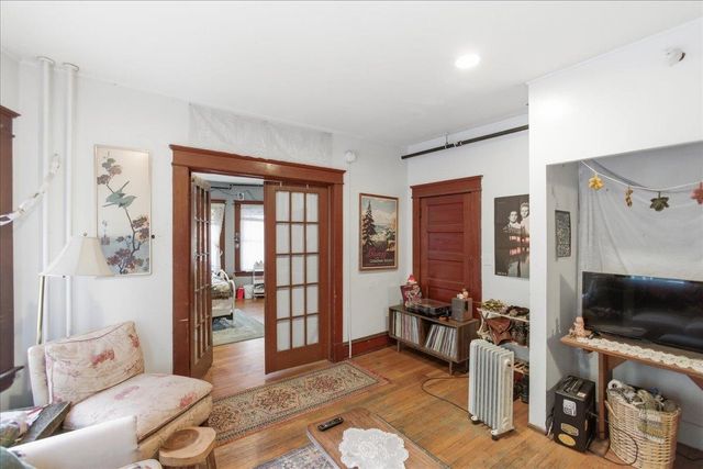 52 Isham Street, Burlington, VT 05401