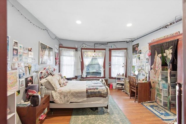 52 Isham Street, Burlington, VT 05401