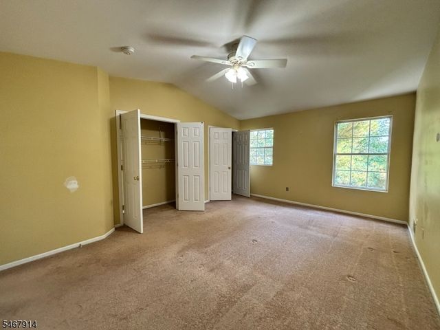 303 Tallwood Ln, Green Brook Twp., NJ 08812