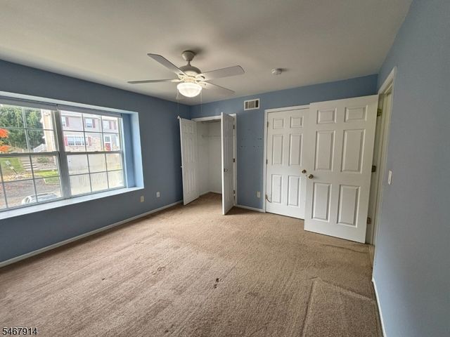 303 Tallwood Ln, Green Brook Twp., NJ 08812