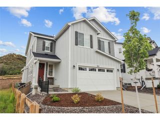 915 Oleander St, Castle Rock, CO 80109