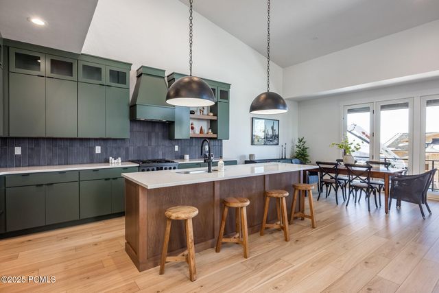 E 647 Silver Hill Loop, Hideout, UT 84036