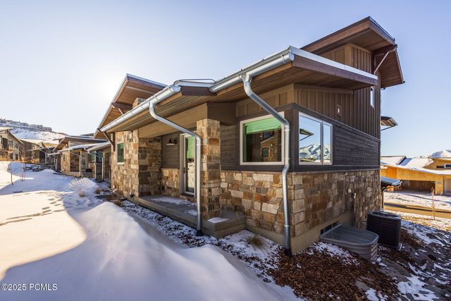 E 647 Silver Hill Loop, Hideout, UT 84036