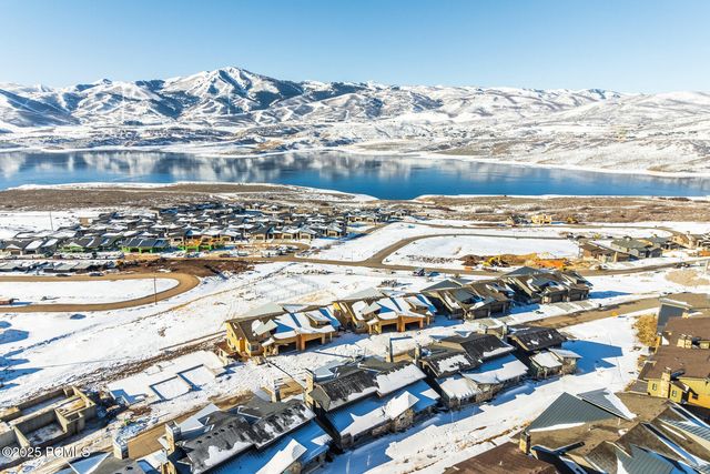 E 647 Silver Hill Loop, Hideout, UT 84036