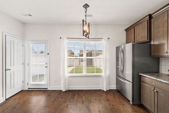 1032 Carraway Ln, Spring Hill, TN 37174