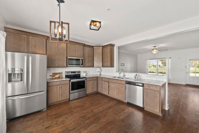 1032 Carraway Ln, Spring Hill, TN 37174