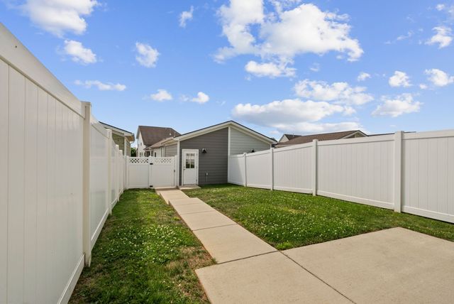 1032 Carraway Ln, Spring Hill, TN 37174