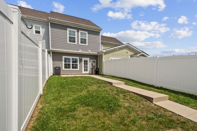 1032 Carraway Ln, Spring Hill, TN 37174