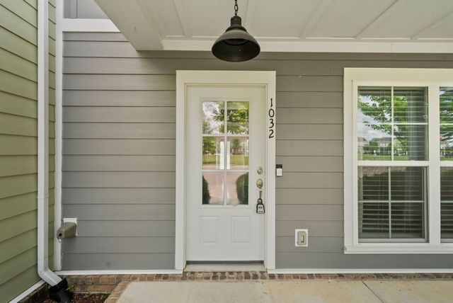 1032 Carraway Ln, Spring Hill, TN 37174