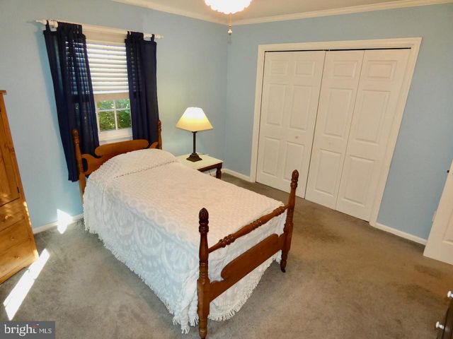 260 CLARKS CORNER RD, New Castle, DE 19720