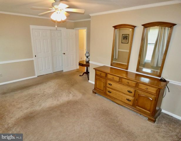 260 CLARKS CORNER RD, New Castle, DE 19720