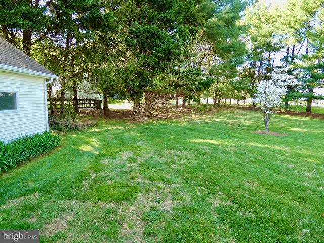 260 CLARKS CORNER RD, New Castle, DE 19720