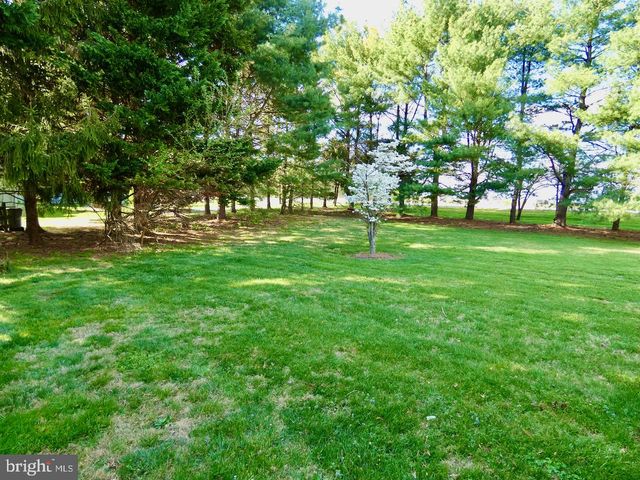 260 CLARKS CORNER RD, New Castle, DE 19720