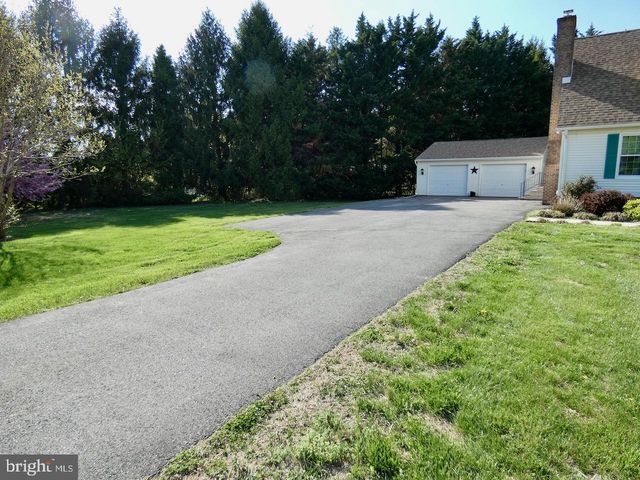 260 CLARKS CORNER RD, New Castle, DE 19720