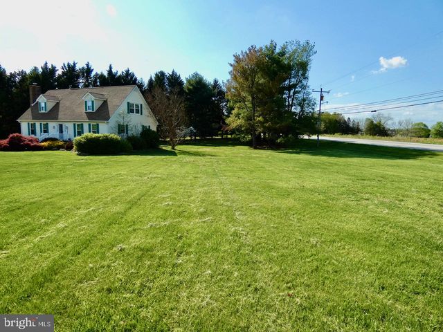 260 CLARKS CORNER RD, New Castle, DE 19720