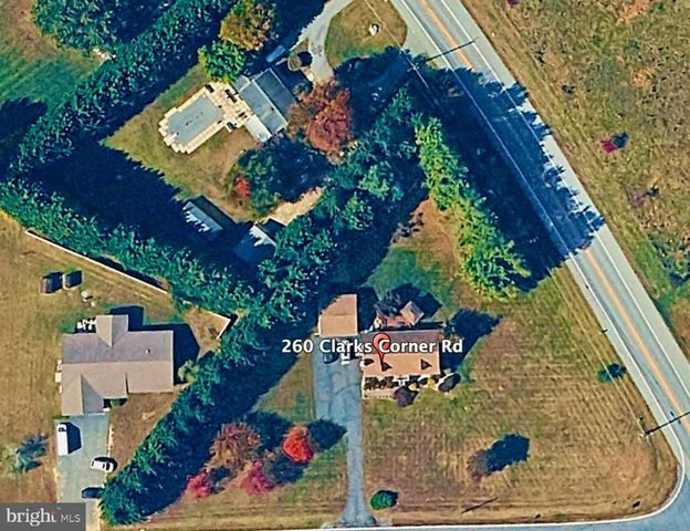 260 CLARKS CORNER RD, New Castle, DE 19720