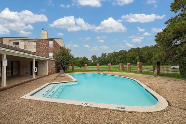 2501 Gulf Fwy 277B, Dickinson, TX 77539