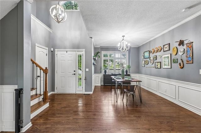 9119 N Camden Avenue, Kansas City, MO 64154