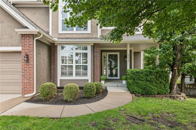 9119 N Camden Avenue, Kansas City, MO 64154