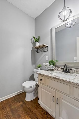 9119 N Camden Avenue, Kansas City, MO 64154