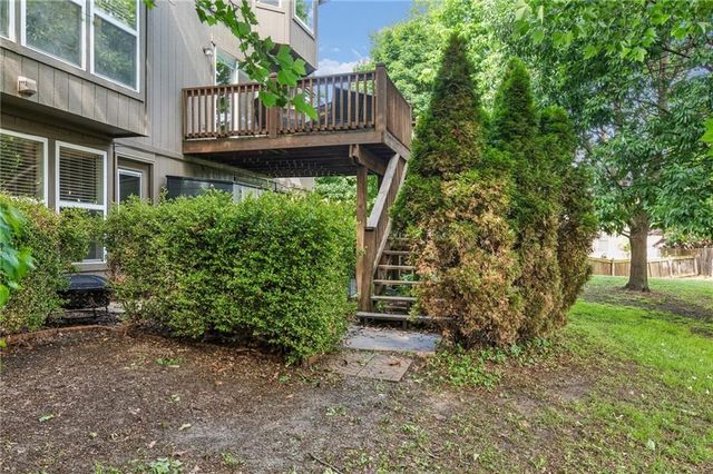 9119 N Camden Avenue, Kansas City, MO 64154