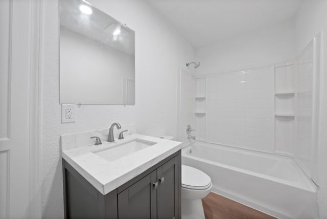 3005 Maple Avenue, Greenville, TX 75402