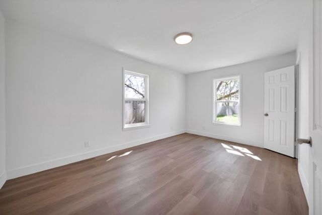 3005 Maple Avenue, Greenville, TX 75402