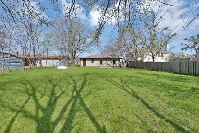 3005 Maple Avenue, Greenville, TX 75402