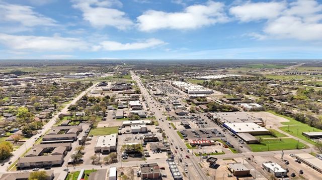 3005 Maple Avenue, Greenville, TX 75402