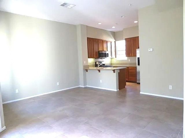 472 Almond Road, San Marcos, CA 92078