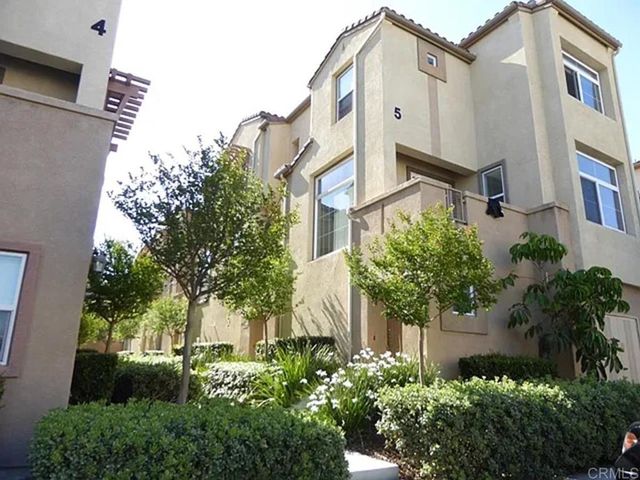 472 Almond Road, San Marcos, CA 92078
