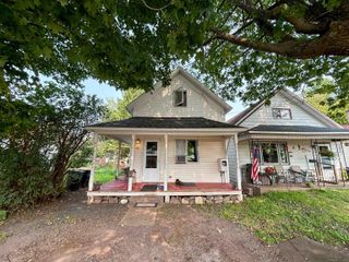 404 E Iron Street, Bessemer, MI 49911