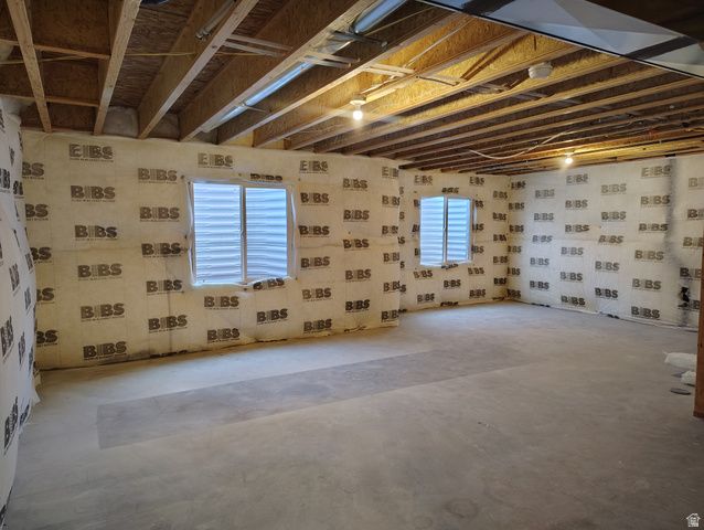 2042 N ESSIE DR, Tooele, UT 84074