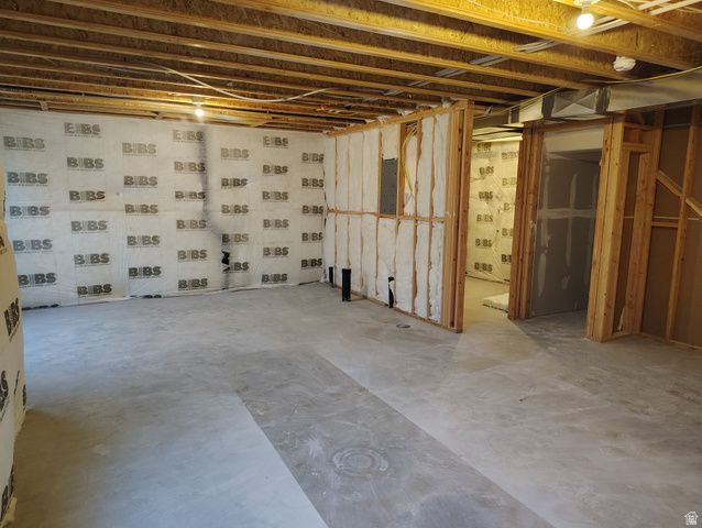 2042 N ESSIE DR, Tooele, UT 84074