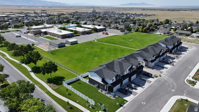 2042 N ESSIE DR, Tooele, UT 84074